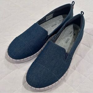 Clarks Women's 6M Step Glow Jade Denim Blue Loafer Flat 26150946 23535 Comfort